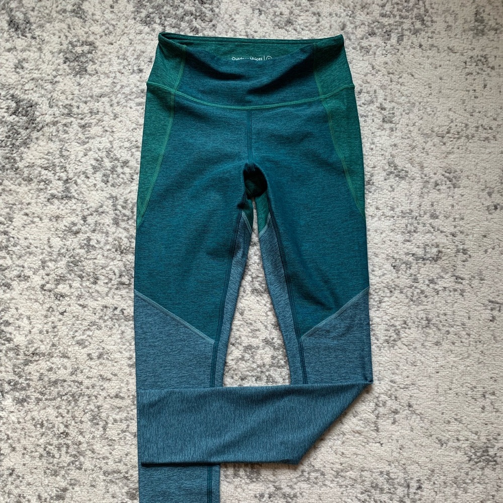 Outdoor Voices 7/8 Color Block Leggings